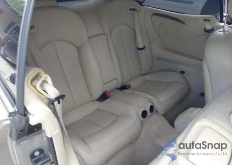 2007 Mercedes-Benz Clk 350 from USA, damaged, VIN WDBTK56FX7F220719